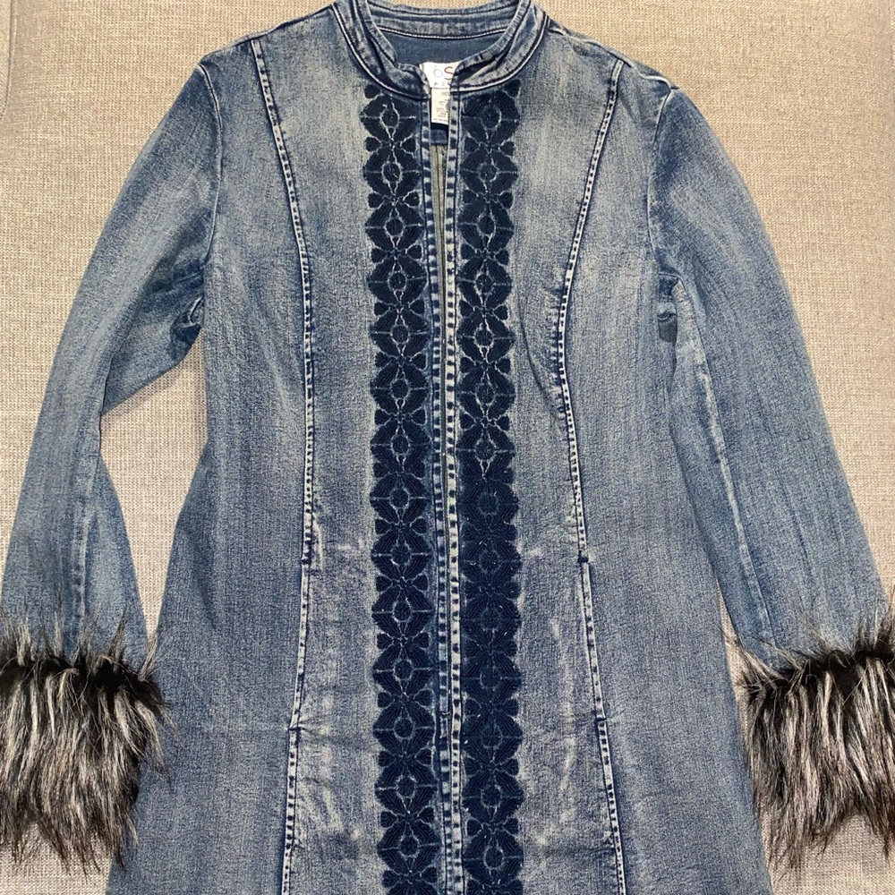 OSO casual denim jacket with faux fur detail